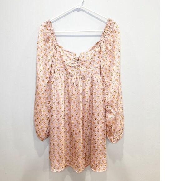 Storia Dresses & Skirts - Storia long sleeve tie back floral dress